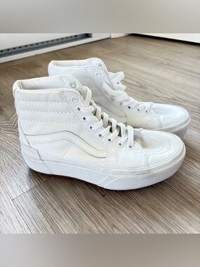 Vans Off The Wall White High-Top Platform Sneakers  Unisex Size 6.5 Women 5 Men
